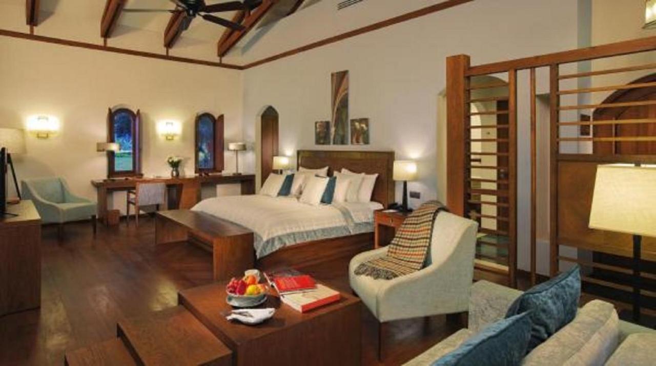 Sanctum Inle Resort Inle Lake Exterior photo
