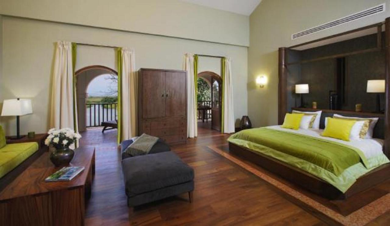 Sanctum Inle Resort Inle Lake Exterior photo
