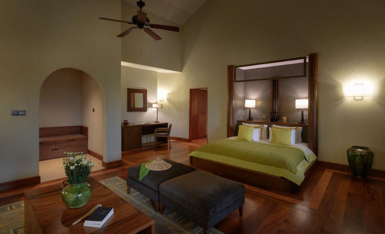 Sanctum Inle Resort Inle Lake Exterior photo