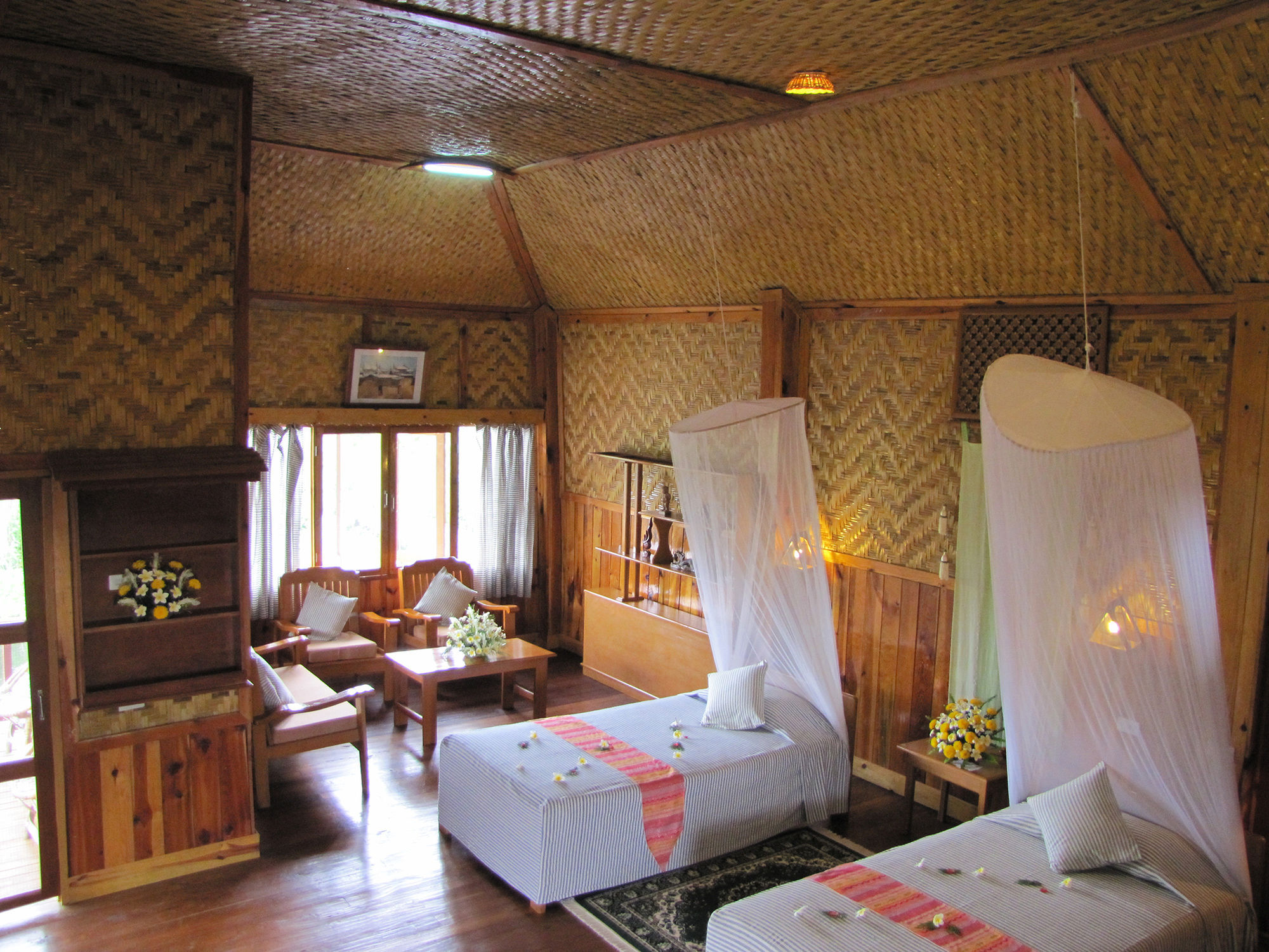 Sanctum Inle Resort Inle Lake Exterior photo