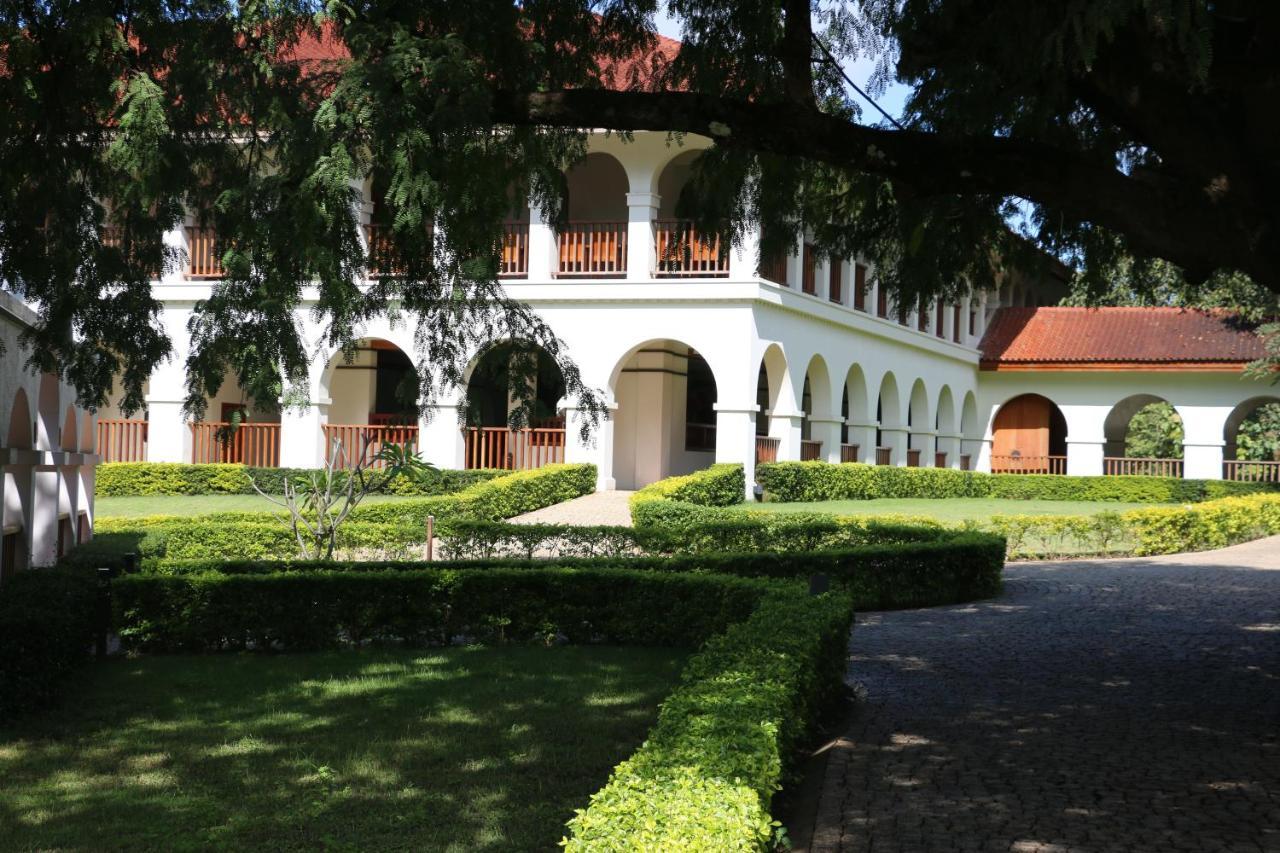 Sanctum Inle Resort Inle Lake Exterior photo